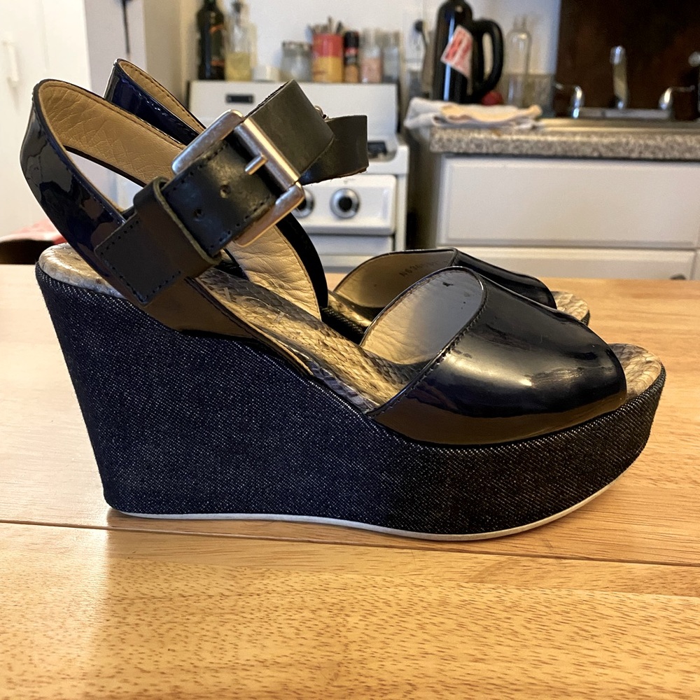 Attilio Giusti Leombruni Wedge Sandals